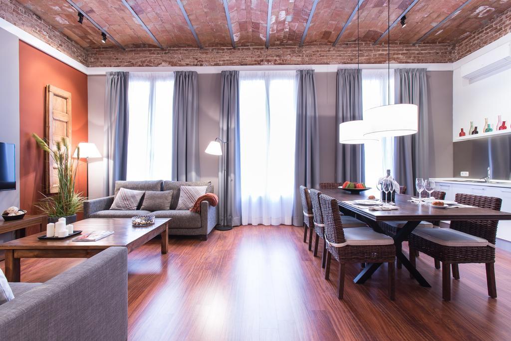Serennia Apartamentos Ramblas - Placa Catalunya Barcelona Zimmer foto