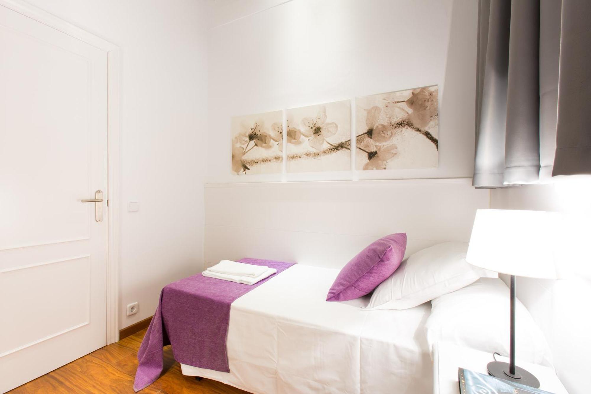 Serennia Apartamentos Ramblas - Placa Catalunya Barcelona Zimmer foto