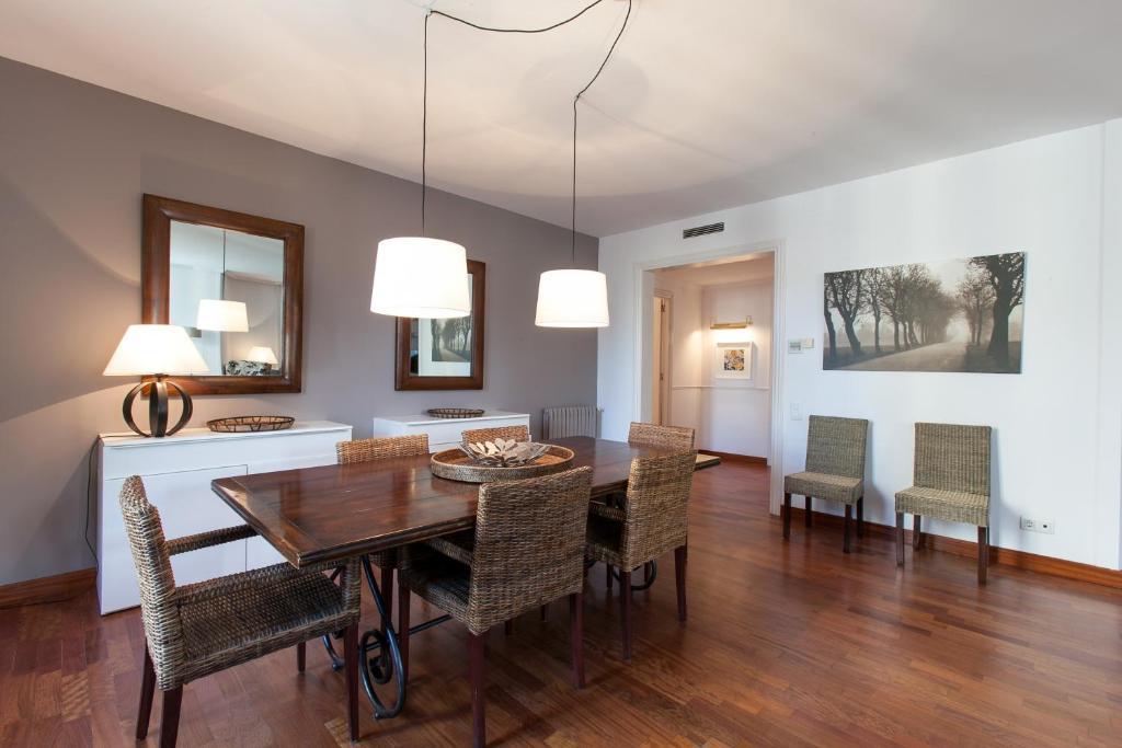 Serennia Apartamentos Ramblas - Placa Catalunya Barcelona Zimmer foto