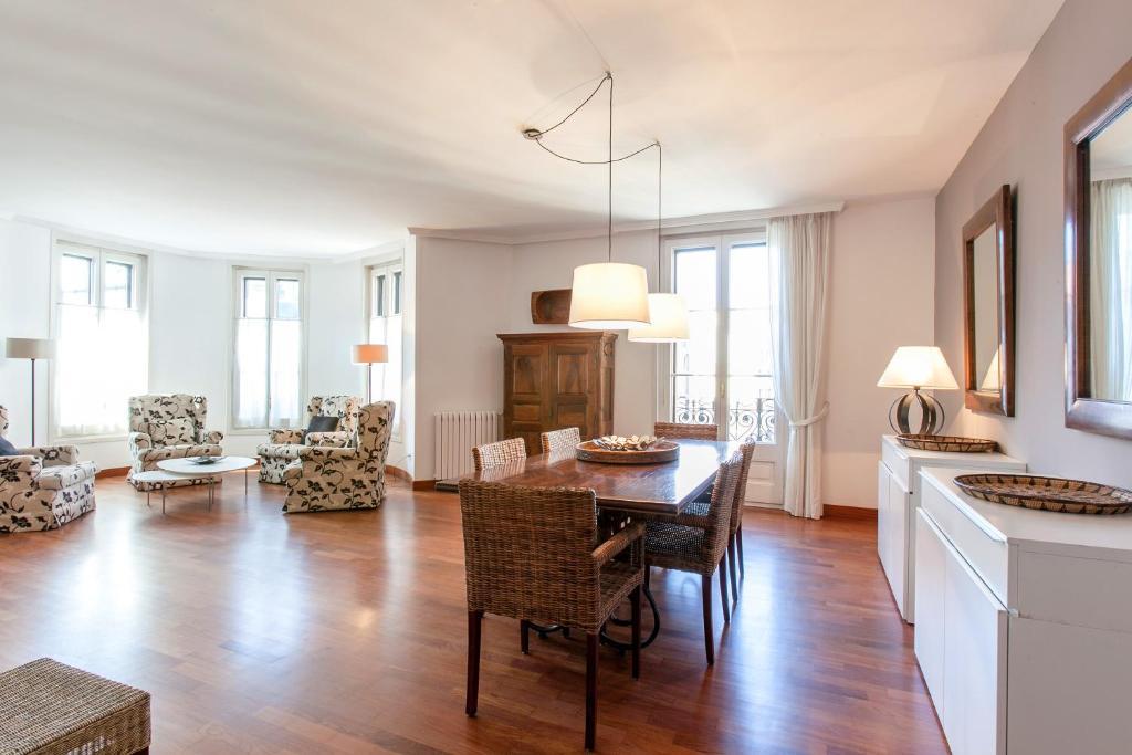 Serennia Apartamentos Ramblas - Placa Catalunya Barcelona Zimmer foto